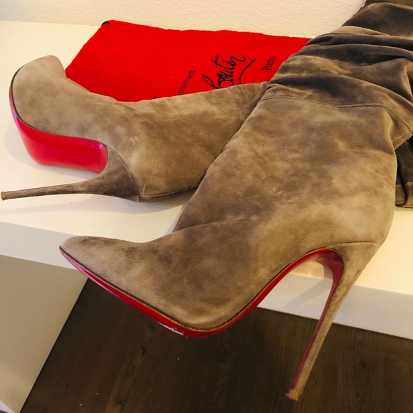 *** SOLD *** CHRISTIAN LOUBOUTIN - Picture 1 of 7